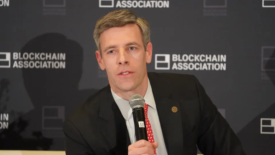 美国银行业团体起诉监管机构，反对向加密公司发放信托银行牌照