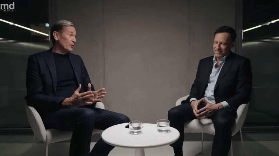 Peter Thiel专访：停滞五十年，AI是文明最后的自救吗？