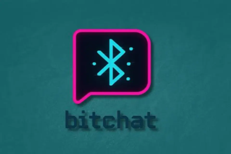 Bitchat 登顶法国社交应用下载榜：断网环境下的蓝牙聊天工具