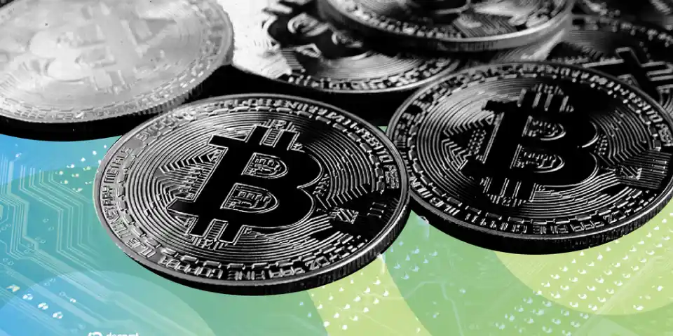 比特币徘徊在 83,000 美元附近，交易员关注美国通胀数据
